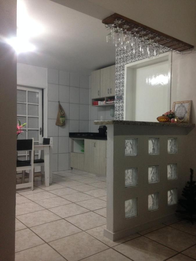 Charmoso Apto Com Clima De Casa Em Canasvieiras Florianopolis Exterior photo